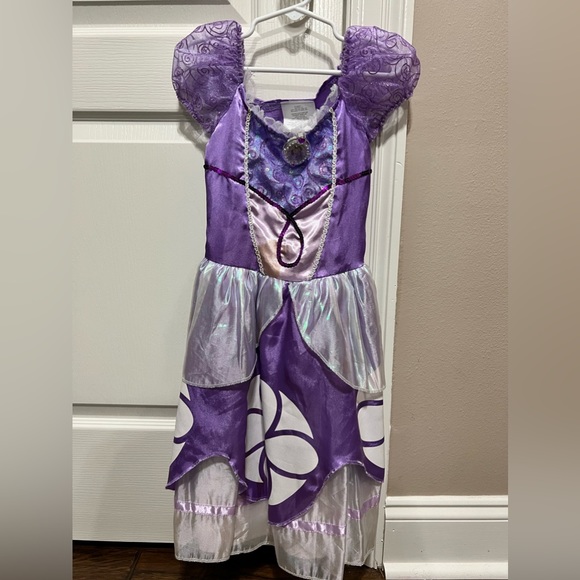 Girls Princess dress - Picture 1 of 6